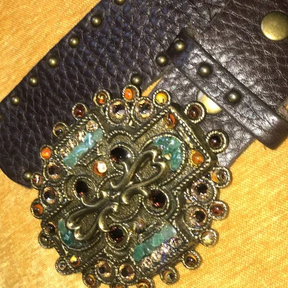 LEATHEROCK Soft Leather Rhinestone Belt - Picture 2 of 7